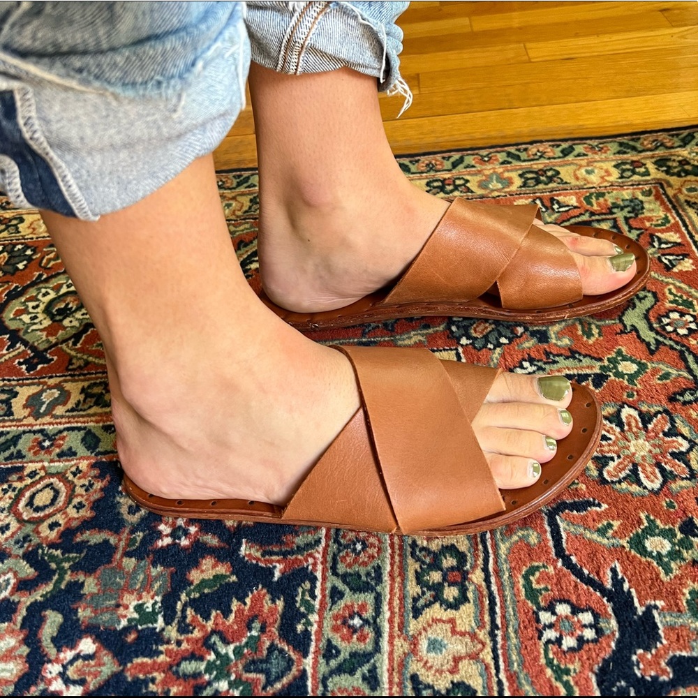 Beek Palila Leather Slide Sandal